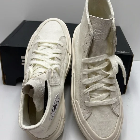 Converse WMNS CTAS CRUISE HI
EGRET/EGRET/EGRET A04688C Platforms Sneakers - Picture 13 of 16